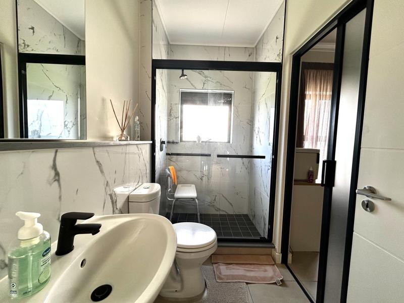To Let 2 Bedroom Property for Rent in The Huntsman Western Cape